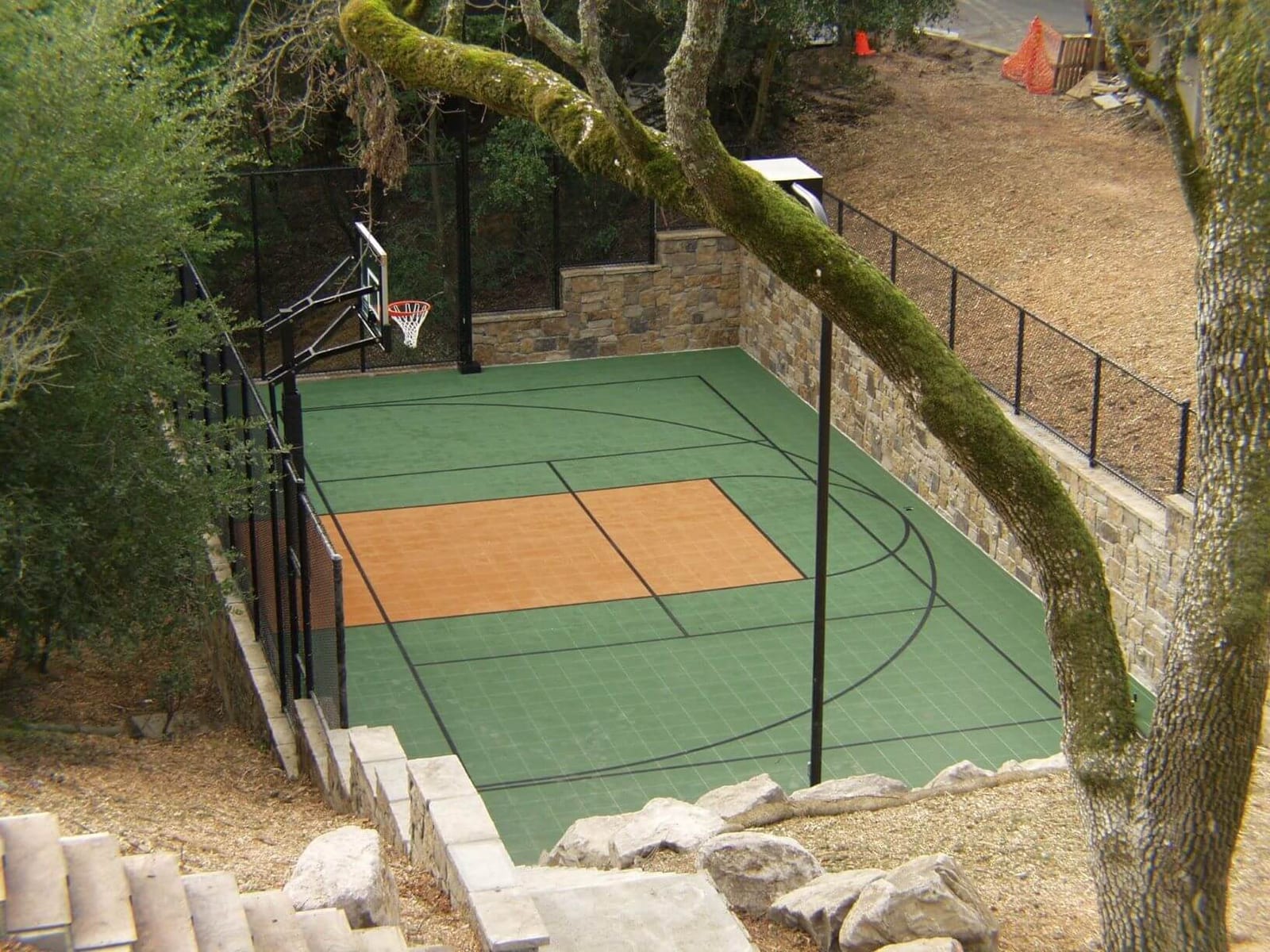 Multi court basketball tennis