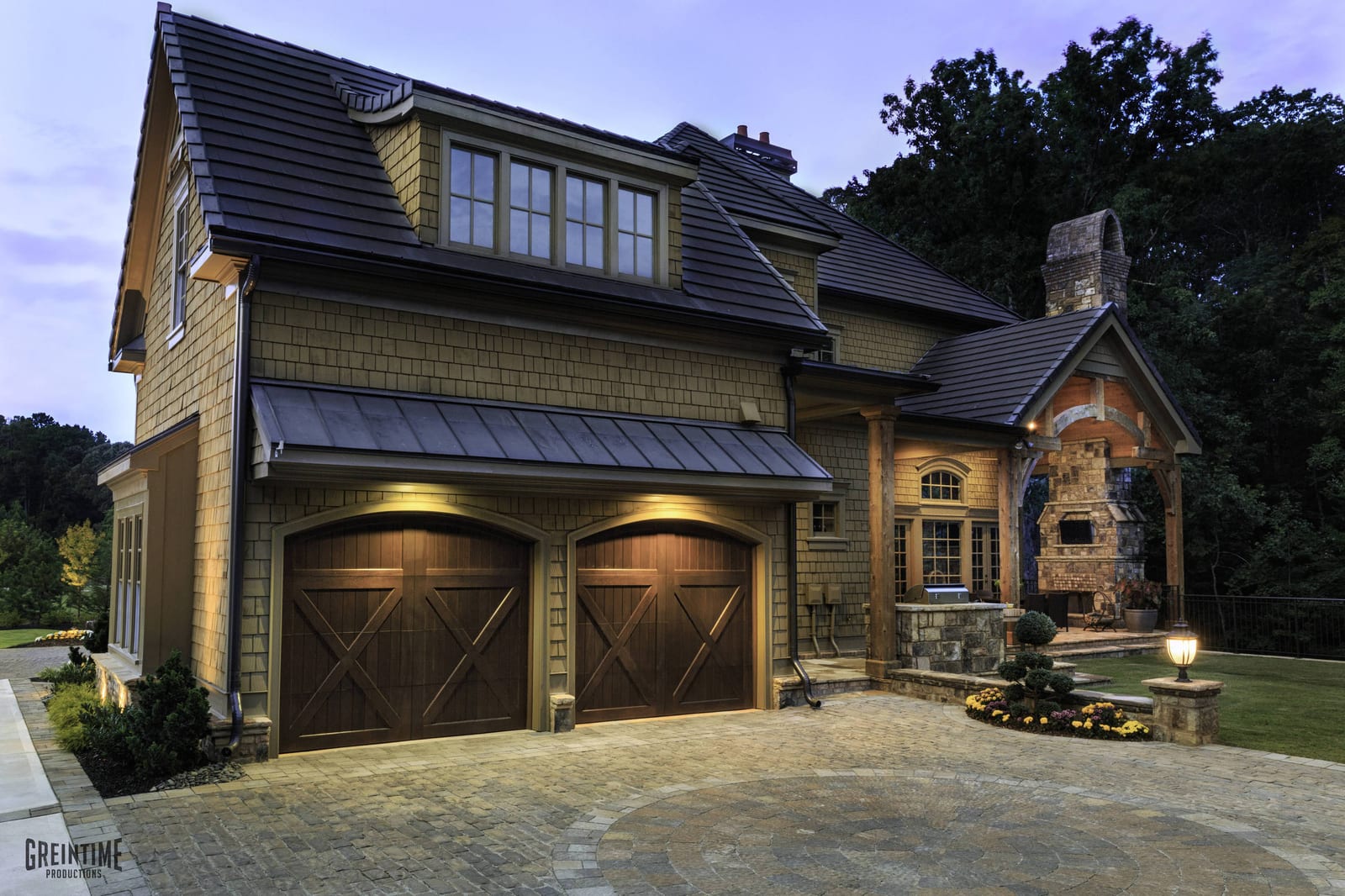 Courtyard innovation house