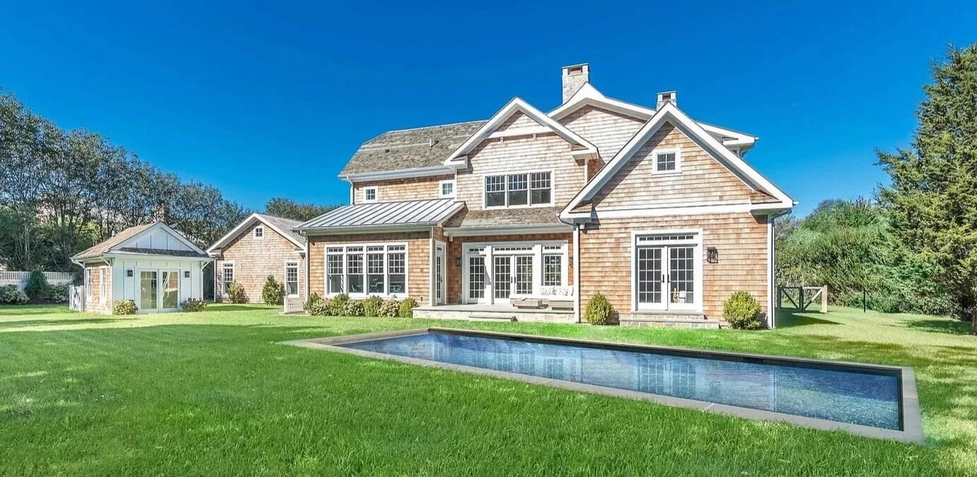 Modular home backyard pool